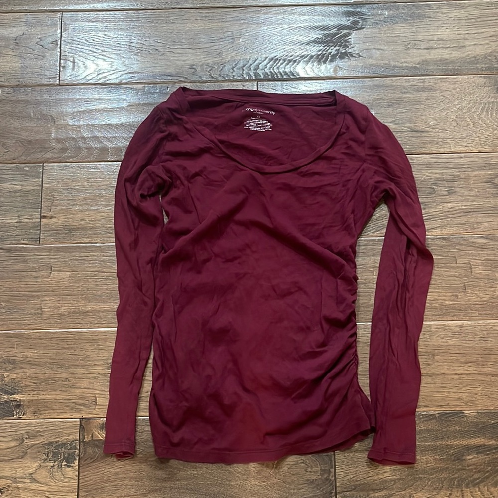 Maternity tee
